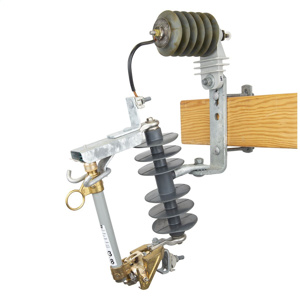 Hubbell Power Cutout/Arrester Combinations 27 kV 100 A 125 kV