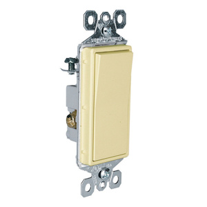 Pass & Seymour 3-Way, SPST Rocker Switches 15 A 120/277 V Radiant Ivory