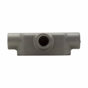 Eaton Crouse-Hinds Form 8 Series Type T Conduit Bodies Form 8 Malleable Iron 1-1/4 in Type T