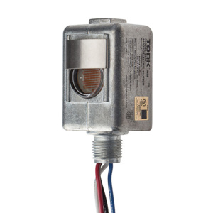 NSI Industries 2100 Series Photocontrols 1/2 in Threaded Fixed Mount Silver