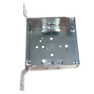 ABB Thomas & Betts Bracketed 4 Square 1900 Boxes 4 Square Box Bracket - CV Metallic 1-1/2 in