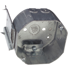 ABB Thomas & Betts 4 in Octagon 8B Boxes 2-1/8 in Steel Bracket - L