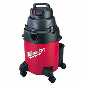 Milwaukee 1 Stage Wet/Dry Vacuum Cleaners 7-1/2 Gal and 7/8 Bu 20.9400 lb