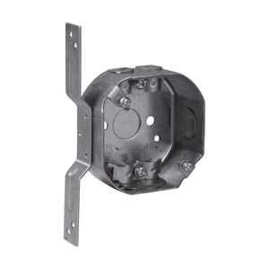 Eaton Crouse-Hinds 3-1/2 in Octagon Outlet Boxes without Clamps
