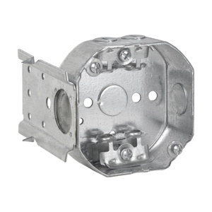 Eaton Crouse-Hinds 4 in Octagon 8B Boxes 1-1/2 in Steel Bracket - C