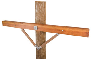Hubbell Power Under-Arm Mount Apitong Wood Crossarm Braces