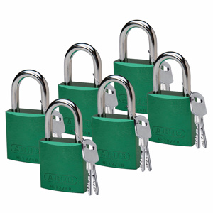 Brady 1 in Shackle Padlocks Green Aluminum Lock Body: 1-3/5 in H x 1-1/2 in W x 3/4 in D