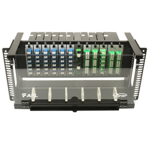FM003626 XFM SHELF 5RU BK